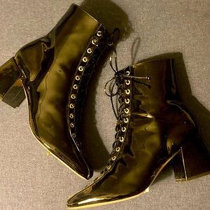 Schutz patent leather boots, size 8